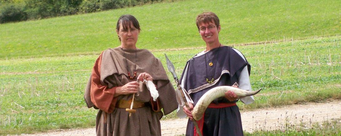 Die "Keltinnnen von Ipf" bei der Geoparkführung.