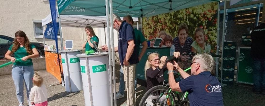 Viel Interessantes rund ums Fahrrad gab es am Marktsonntag mit ADFC und AOK bei Bike & Motorwelt Schindel in Monheim.