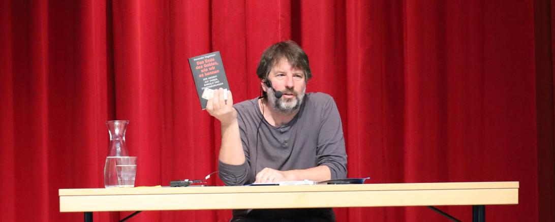 Lesung über Wirtschaft und Geld am THG