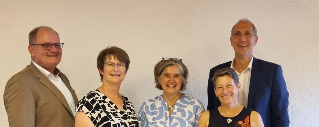 Auf dem Bild zu sehen (von links): Georg Wiedemann, Claudia Müller, Maria Noichl, Elvira Ferber, Christoph Schmid. 