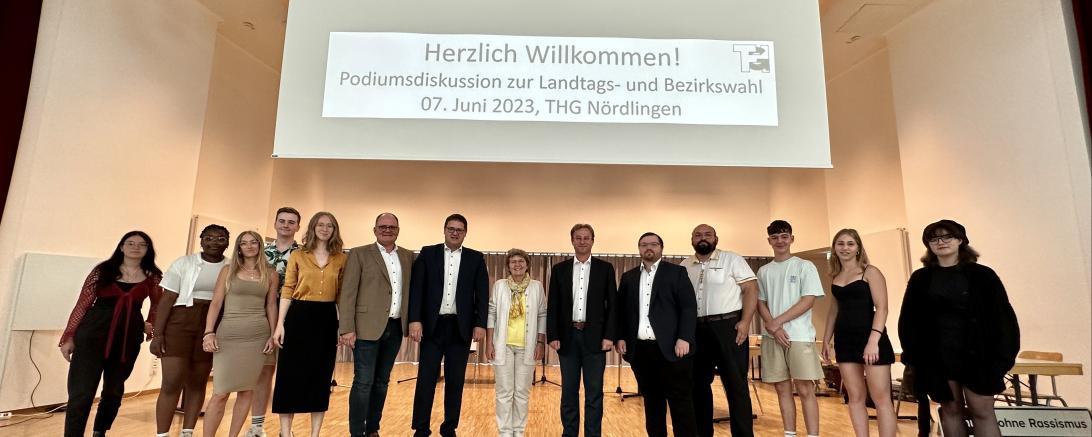 Willkommen bei der Podiumsdiskussion.