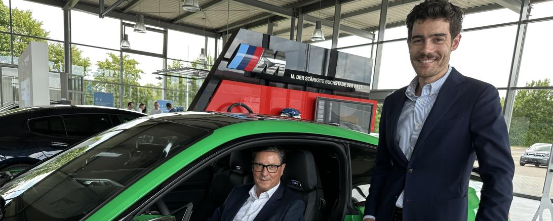 Auf dem Bild zu sehen (von links): Standortleiter Reimund Nuiding, daneben Geschäftsführer Florian Hofmann.