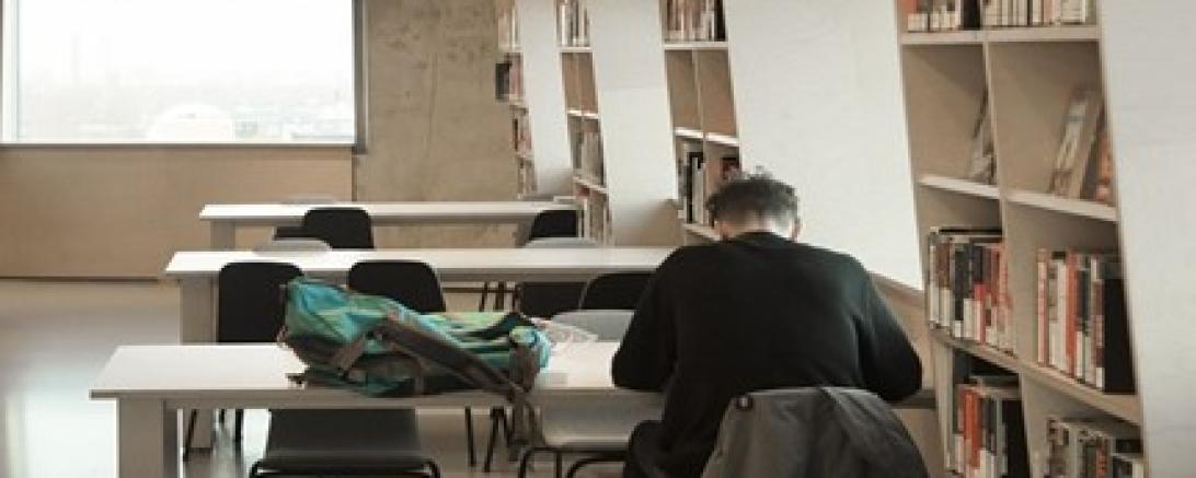 Wer später als Steuerberater sein Geld verdienen möchte, muss mit dem Bestehen des Steuerberaterexamens eine wichtige Hürde nehmen.