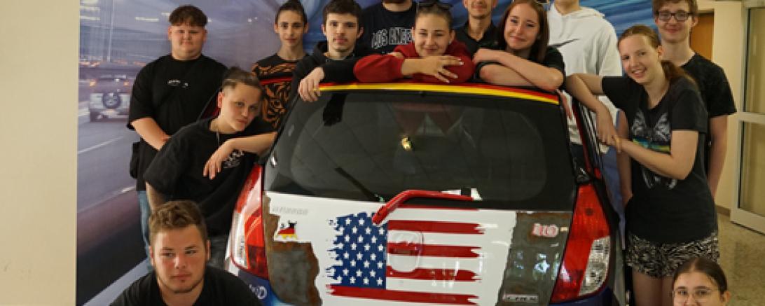 Kolping-Berufsschule - Car-Design.