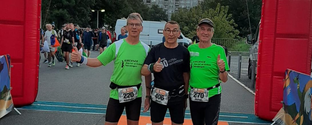 Auf dem Foto, kurz vor dem Start von links Bernhard Satzenhofer, Ralf Eberhardt und Hans Niederhuber .