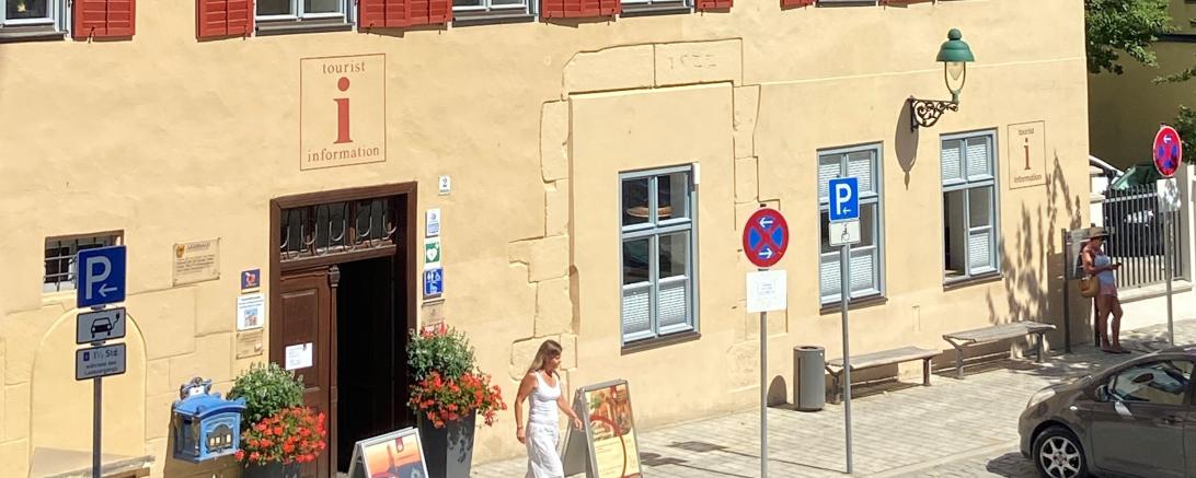 Das Bild zeigt das Leihhaus in Nördlingen