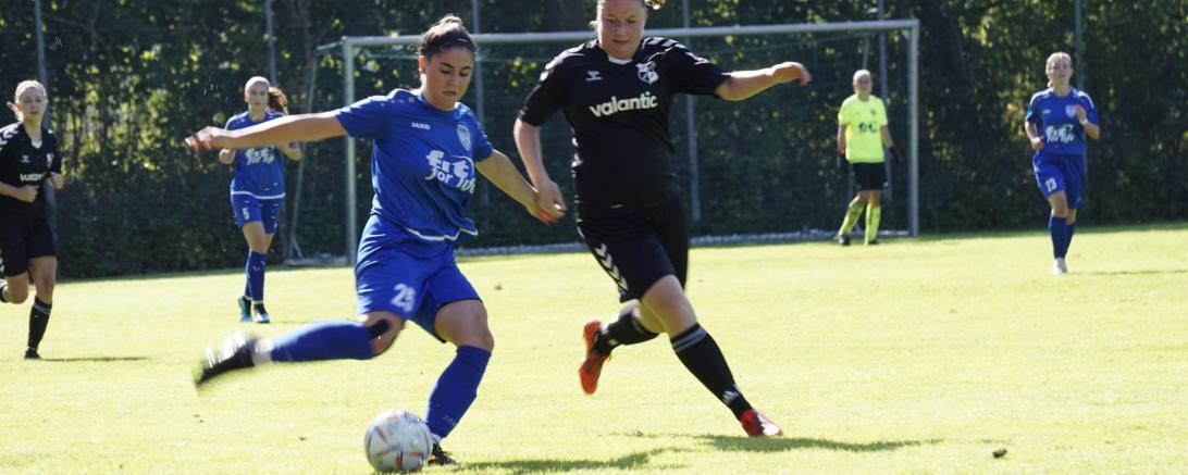 Auf dem Bild ist Torschützin Antonia Kawan zu sehen.