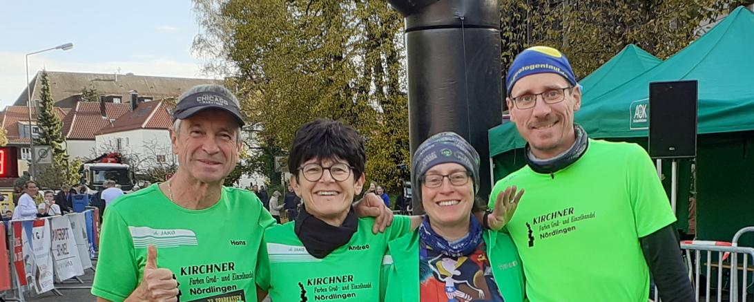 Hans Niederhuber, Andrea Grimmeisen, Simone Breuer und Henning Breuer im Zielbereich.