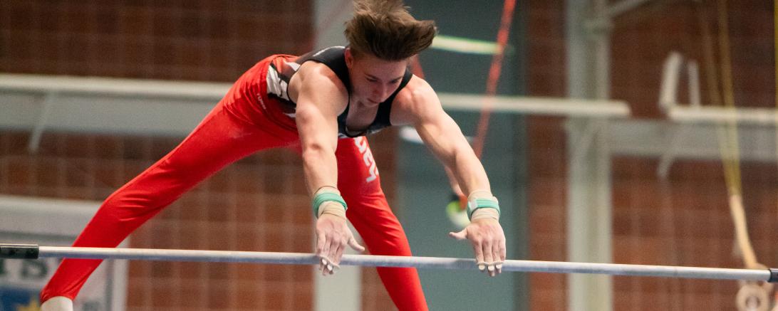 Das Bild zeigt Ferrie Blümel beim Turnen.