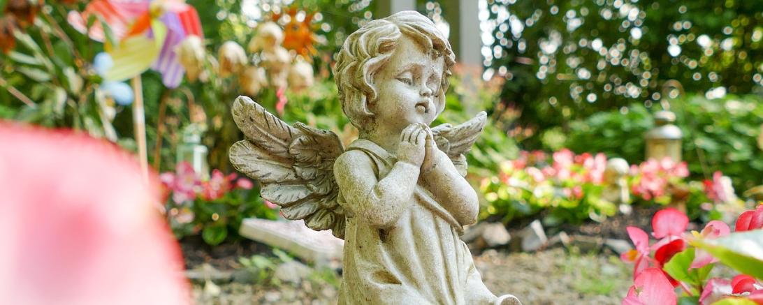 Das Bild zeigt eine Grabstätte.