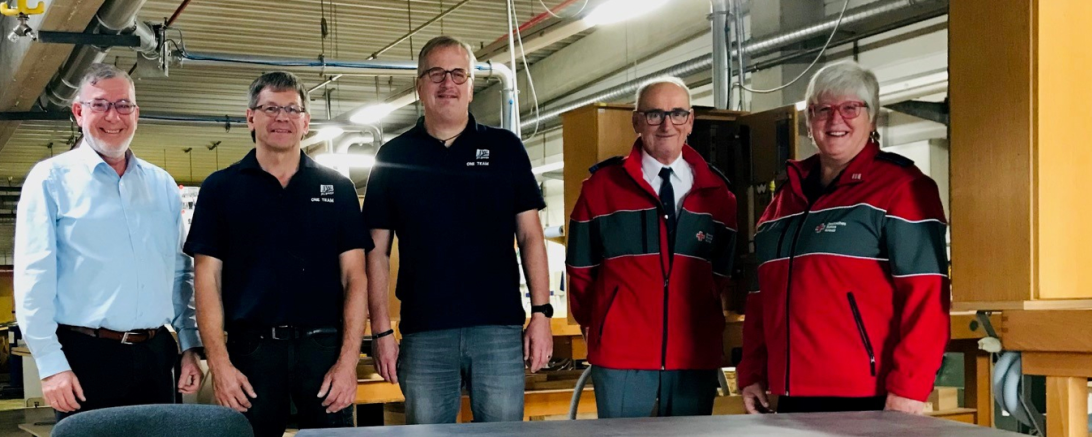 Unser Bild zeigt von links: Wolfgang Oswald, Xaver Seefried, Jürgen Angermeyer, Heinz und Erna Dürr