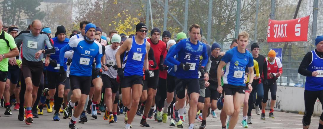 Der Start zum Rainer Hauptlauf 2022. 