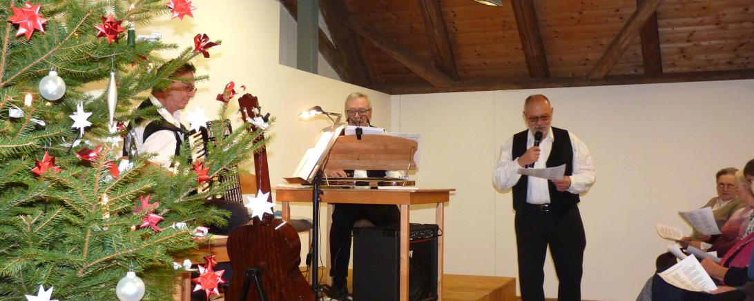 Das Bild zeigt das Weihnachtssingen im Museum KulturLand Ries.