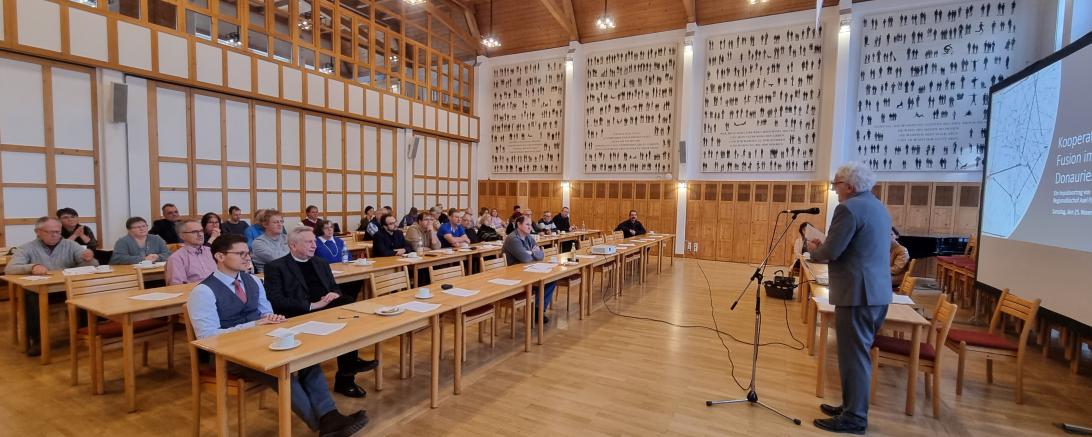 Das Bild zeigt die Dekanatssynode Nördlingen.