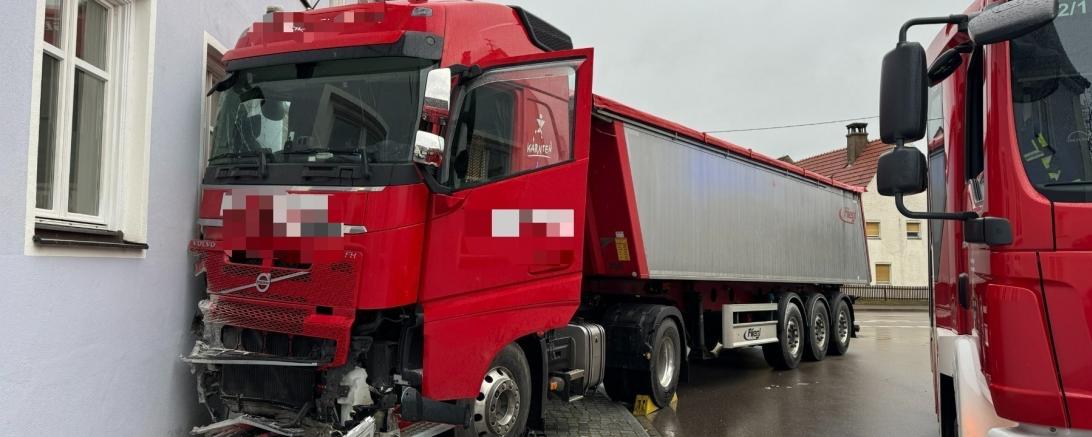 Lkw Unfall Möttingen 