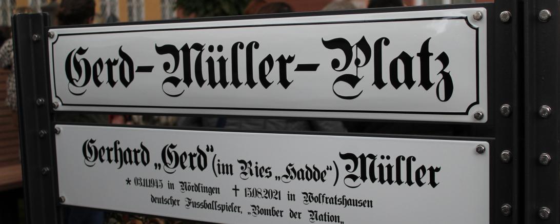 Einweihung Gerd-Müller-Platz