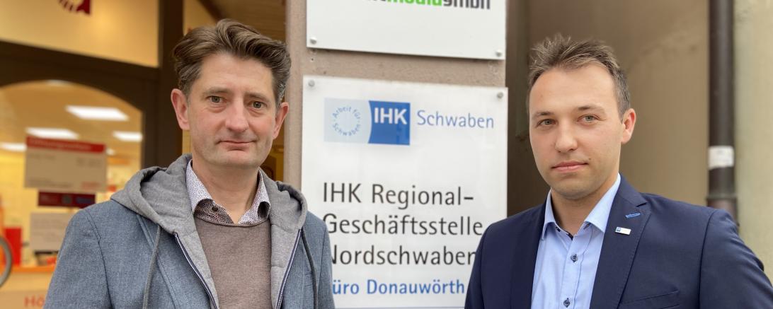 Andreas Dirr (Vorsitzender der IHK-Regionalversammlung Donau-Ries) (li.) und Matthias Hausmann (IHK-Regionalgeschäftsführer). 