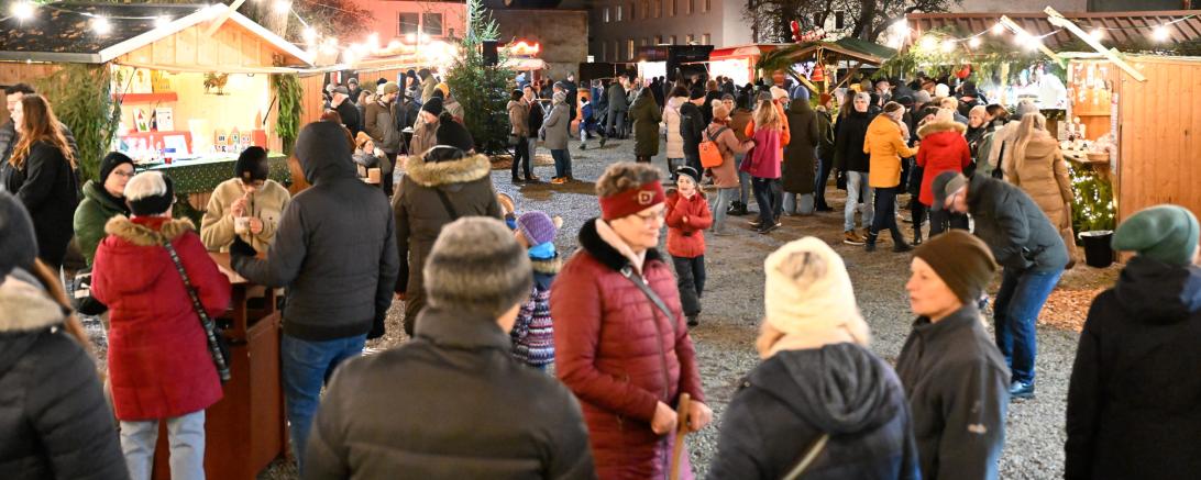 Weihnachtsmarkt Oettingen 2023