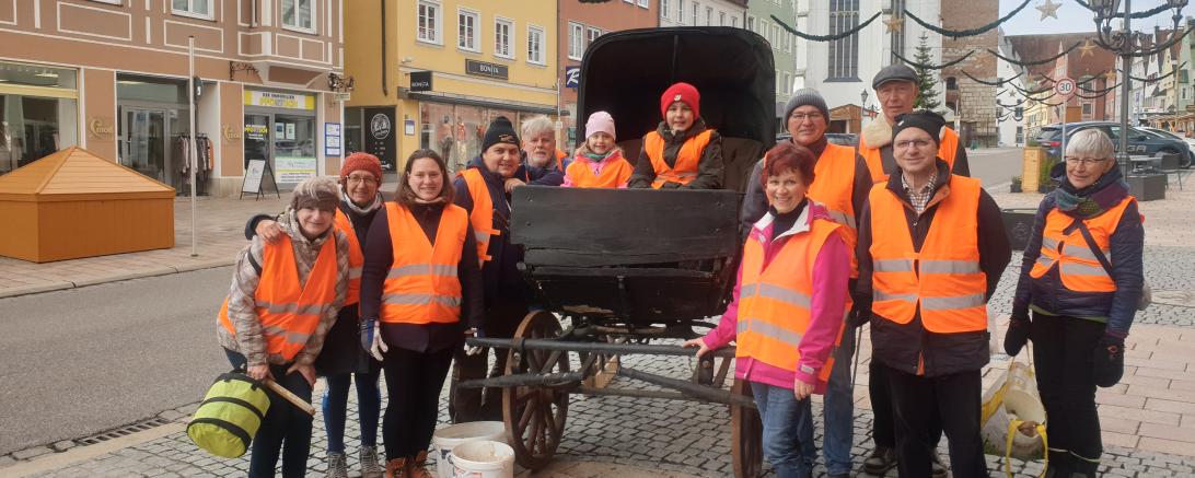 Die Plogging Gruppe aus Donauwörth und ihre Mitglieder.