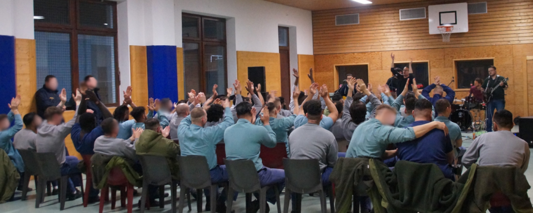 Das Bild zeigt das Konzert.