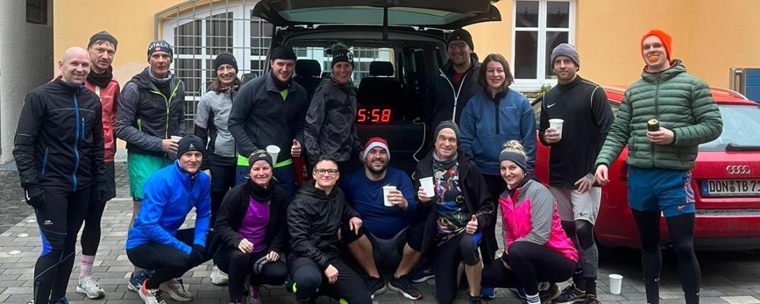 Das Bild zeigt den Backyard Ultramarathon.