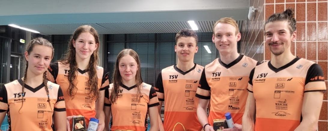 Das Bild zeigt von links Julia Weiland, Giulia und Chiara Göttler, Luis Rühl, Jan Hendrik Trautsch und Lukas Berger.