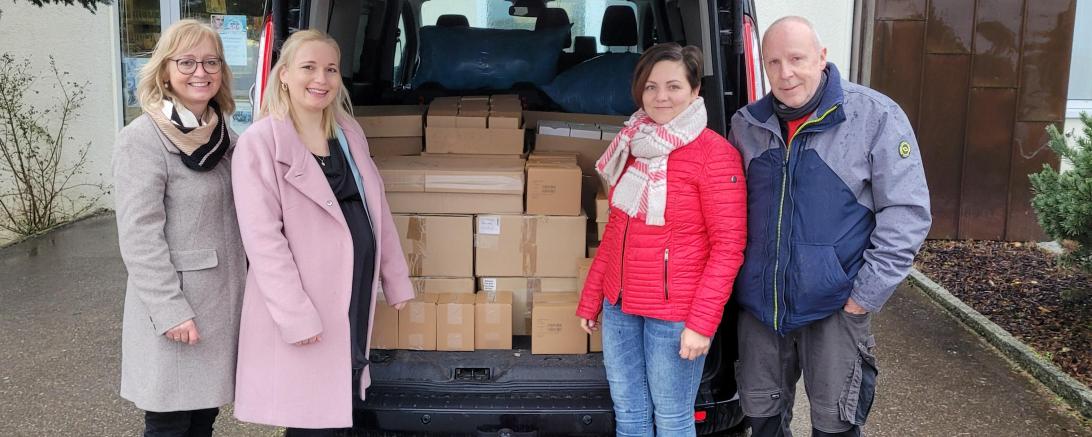 Von links: Hedwig Rehm und Julia Schmalbach (beide Vorsitzende Helferkreis Rain e.V.), Hanna und Volker Schupp (Ukraine Hilfe)