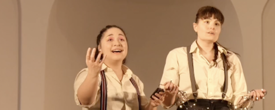 Aufführung vom Märchenstückchen.