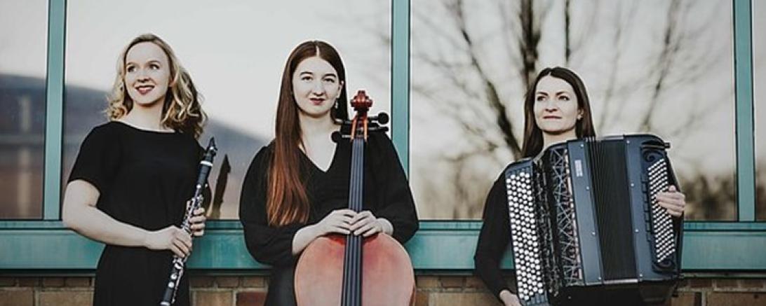 Paula Breland, Jennifer Aßmus und Anna-Katharina Schau bilden das Trio Klangspektrum.