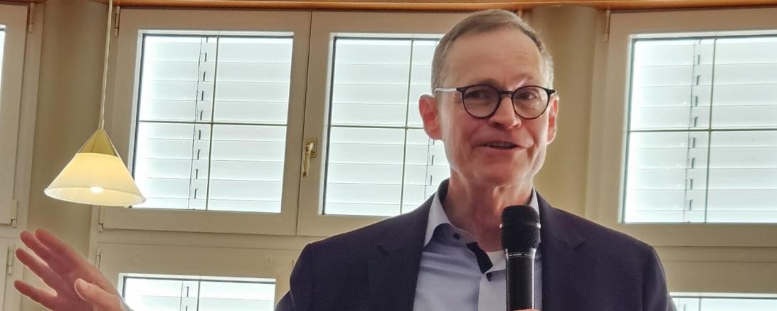 Hier sieht man den ehemaligen Berliner Bürgermeister Michael Müller.