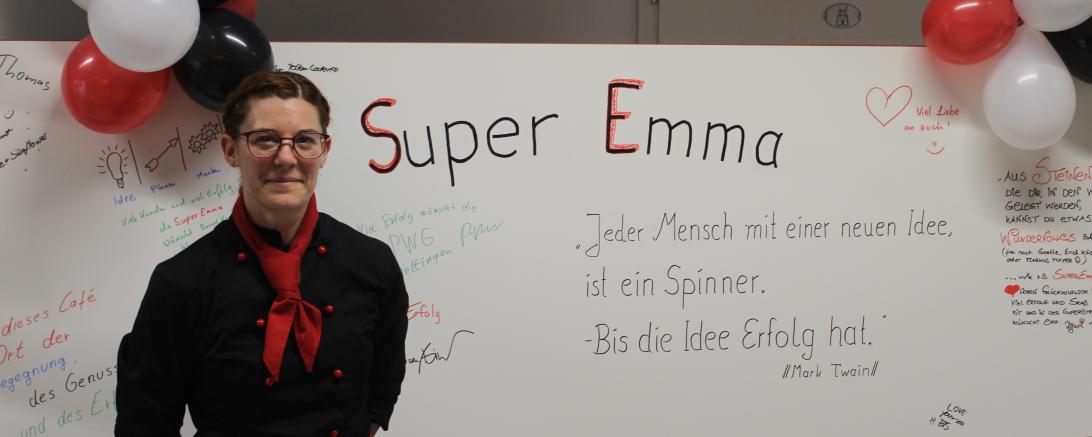 Zu sehen ist Jennifer Stephan, Leiter der Super Emma in Oettingen.