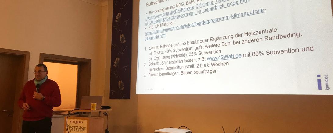 Das Bild zeigt einen Vortrag vom Bund Naturschutz.