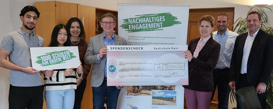 Die Realschule Rain spendet 6.000 Euro für ein Schulbauprojekt in Senegal.