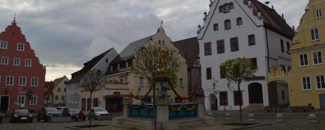 Das Bild zeigt die Stadt Wemding.