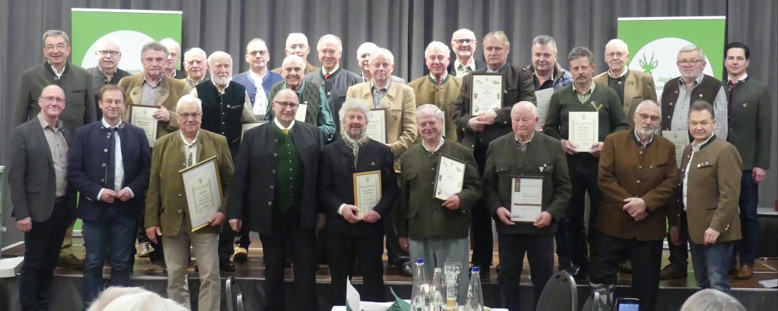 Hier sieht man Mitglieder des Jagdverband Dönauwörth