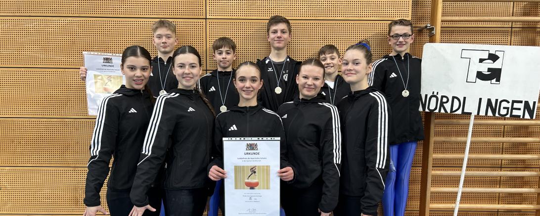 Hanna Strauß, Alexander, Kuhn Katharina Gazenbiller, Henri Hahn, Ella Bowman, Ben Kirchenbaur, Malou Linder, Luke Kattner, Franziska Engert und Georg Kirner können stolz auf ihre Leistungen beim Landesfinale von "Jugend trainiert für Olympia und Paralympics" sein.