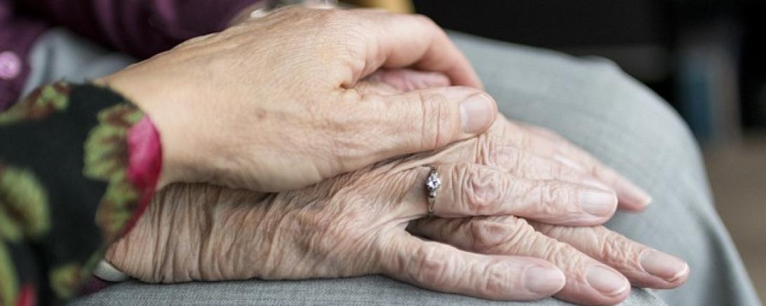 Jüngere und ältere Hand