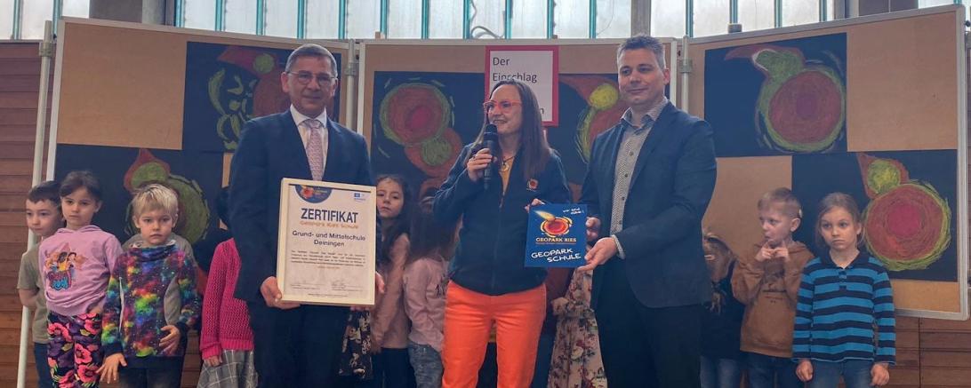 Urkundenverleihung Grundschule Deiningen Geopark
