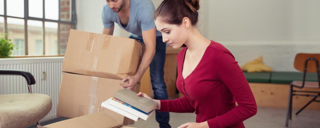 Kisten packen beim Umzug