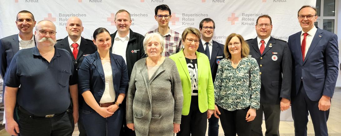 Die Ausgezeichneten Mitglieder es Bayrischen Roten Kreuz