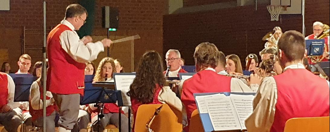 Das Bild zeigt die Musiker*innen.