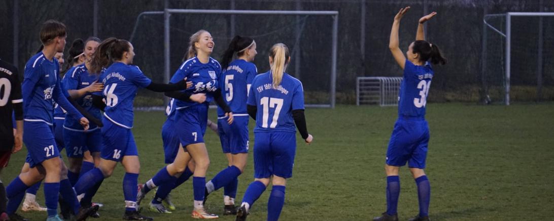 Frauen des TSV Nördlingen mit blauen Trikot