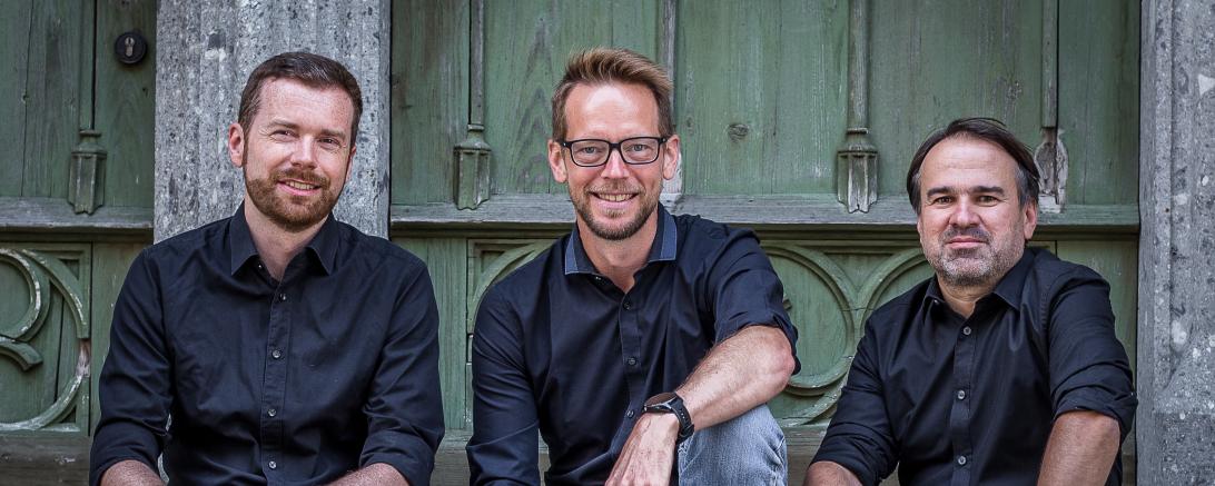 Hier sieht man das H2F Trio.