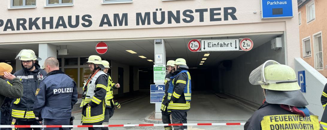 Feuerwehreinsatz im Münsterparkhaus. 