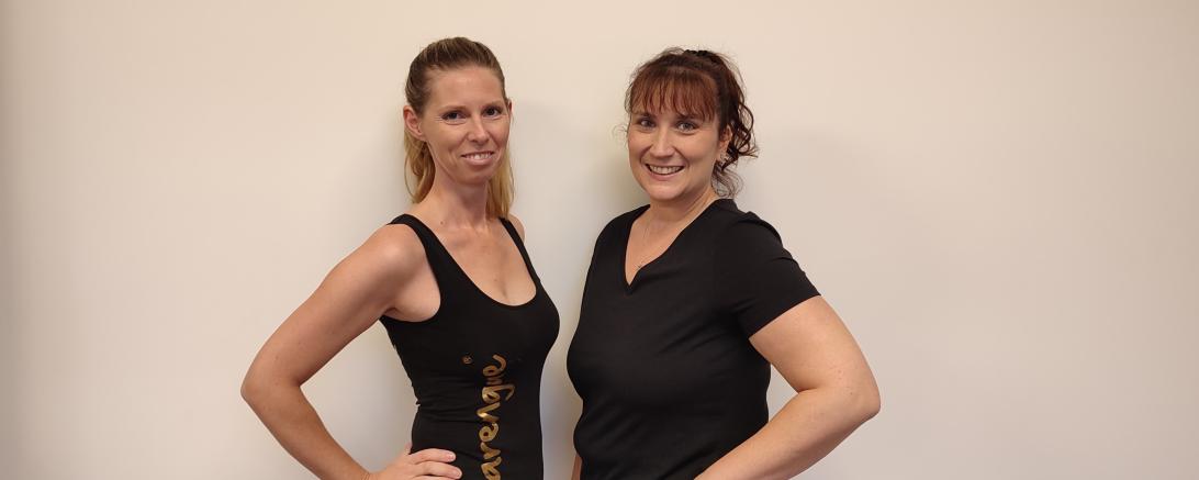 Das Bild zeigt die beiden Sarengue-Instruktorinnen Bianca Weise (links) und Nadine Kaplan.