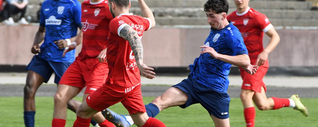 Spielszene mit Renato Domislic, der später verletzt ausscheiden musste.