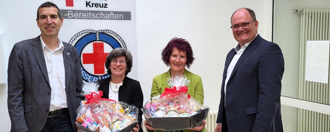 v.l.n.r.: Arthur Lettenbauer (Kreisgeschäftsführer), Sonja Meininger, Monika Hufnagl, Georg Wiedemann (Personalratsvorsitzender)