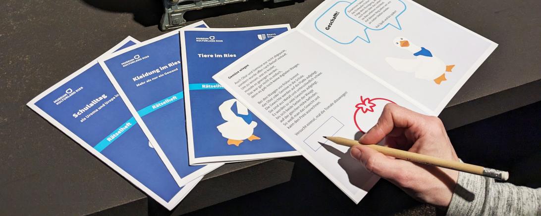 Die vier verschiedenen Rätselhefte zu Themen der Dauerausstellungen