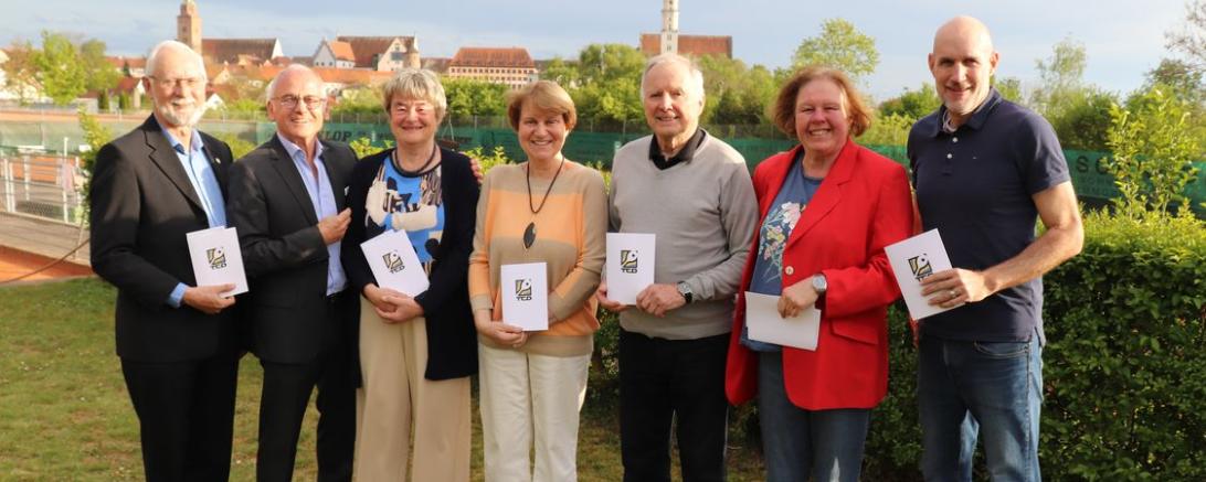 (von links) Schriftführer Peter Hirt (25 Jahre), Zweite Vorsitzende Sibylle Lutzkat  (60 Jahre), Susanne Betz (50 Jahre), Wolfgang Simon (60 Jahre), Elisabeth Nüßler (50 Jahre) und Markus Erdt (40 Jahre)