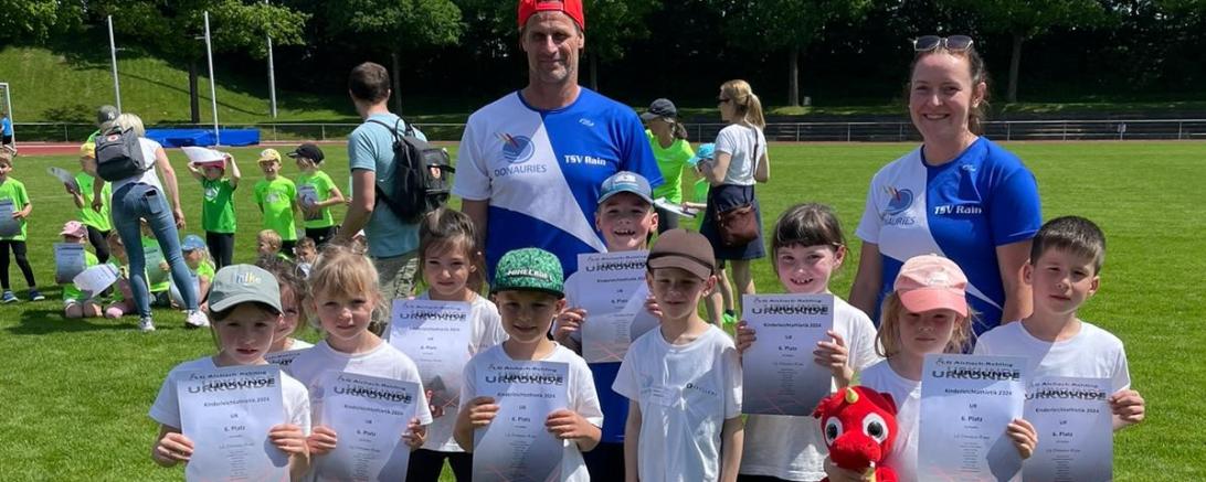 Mit 16 Nachwuchssportler*innen war die LG Donau-Ries in Aichach vertreten. Das Bild zeigt die U8, die auf einem tollen 6. Platz landete.